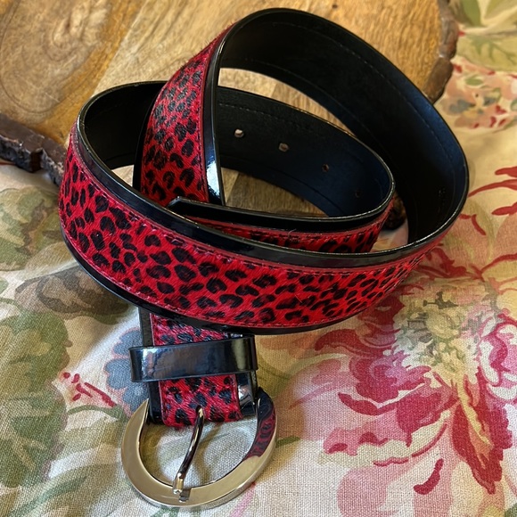 WHITHOUSE BLACKMARKET WHBM Size Small Belt Red/Black Cheetah Horsehair Leather - Picture 15 of 16
